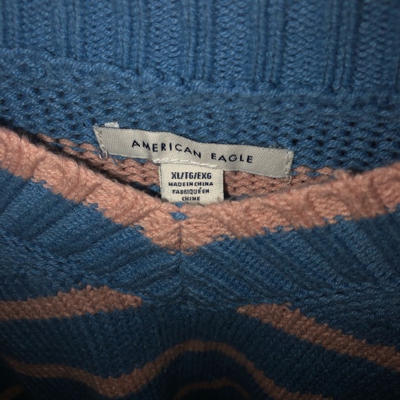 American eagle sweater - Picture 2 of 3